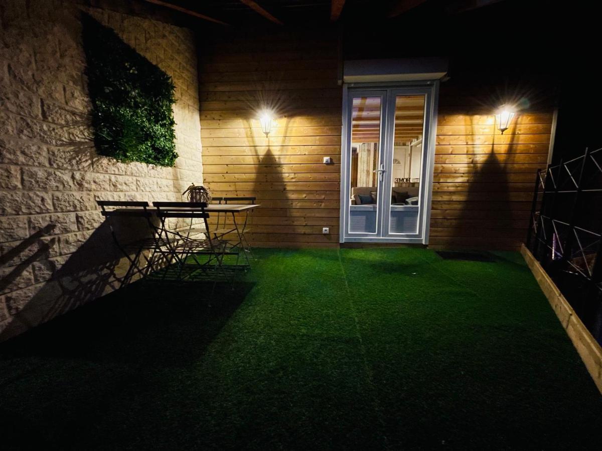 Le Nid d'Amour 2pers / wifi / sauna Houssen Exterior foto
