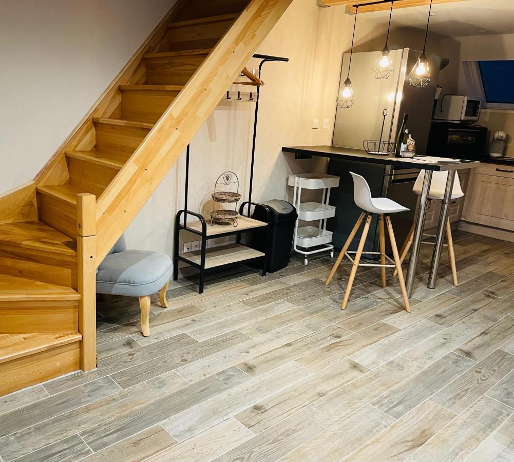 Le Nid d'Amour 2pers / wifi / sauna Houssen Exterior foto