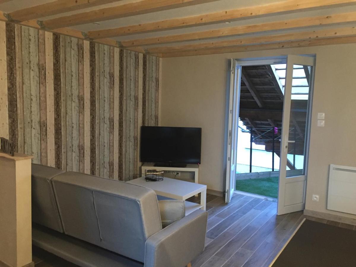 Le Nid d'Amour 2pers / wifi / sauna Houssen Exterior foto