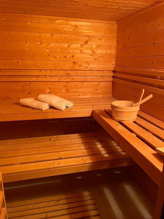 Le Nid d'Amour 2pers / wifi / sauna Houssen Exterior foto